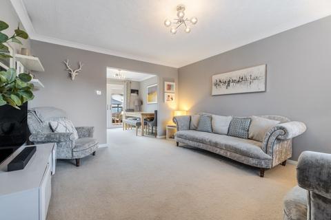 8 Hillcrest, Stewarton, Kilmarnock, KA3 5EE
