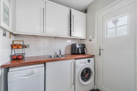 8 Hillcrest, Stewarton, Kilmarnock, KA3 5EE