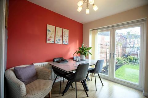 3 bedroom semi-detached house for sale, St Albans Avenue, Ashton-under-Lyne, Greater Manchester, OL6