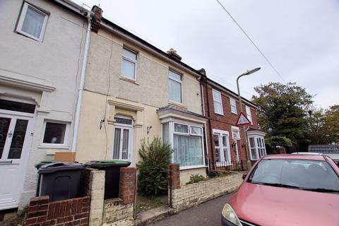 3 bedroom terraced house for sale, Leesland Road, Gosport PO12