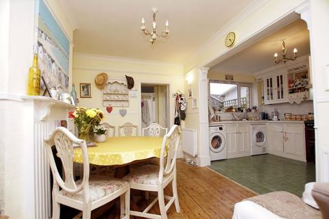 3 bedroom terraced house for sale, Leesland Road, Gosport PO12