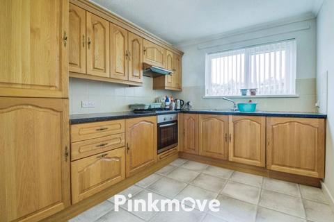 1 bedroom flat for sale, Clearwell Court, Bassaleg - REF #00025736