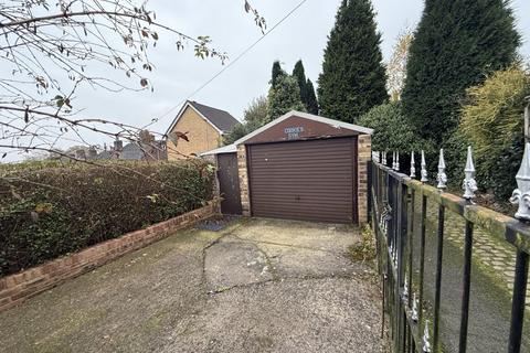 2 bedroom end of terrace house for sale, Penkville Street, Stoke-On-Trent