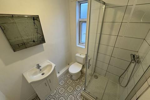 121a Mandeville Road, Northolt, UB5 4LY