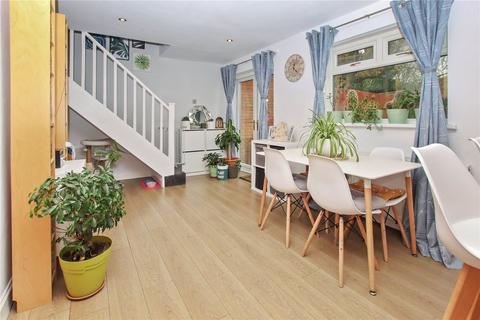 17 Foxley, Washington, NE37 3BN