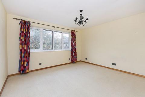 2 bedroom apartment for sale, Coverdale Gardens, Croydon