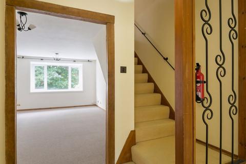 15 Coverdale Gardens, Croydon, CR0 5LS