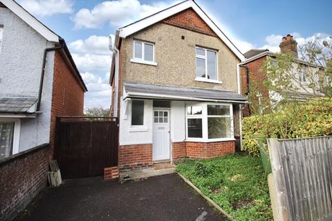 3 bedroom detached house for sale, Halstead Road, Southampton SO18