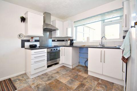 12 Adelaide Gardens, Minster On Sea, Sheerness, ME12 3HN