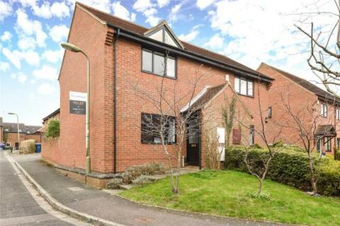 2 bedroom semi-detached house to rent, Harlow Way, Old Marston, OX3 0QS