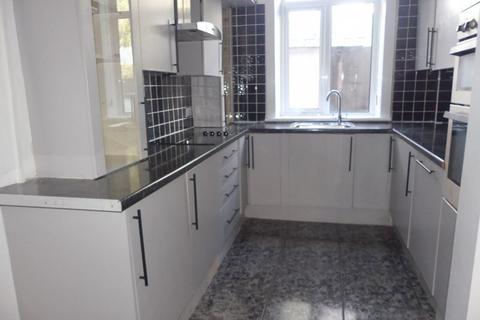 33 Brunswick Street, Shaw, Oldham, OL2 7RY