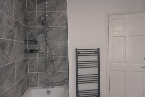 33 Brunswick Street, Shaw, Oldham, OL2 7RY