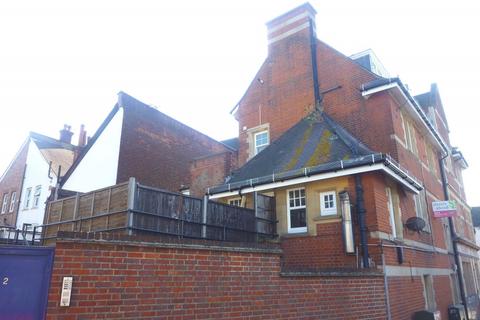 1 bedroom flat to rent, Russell Hill Road, Purley