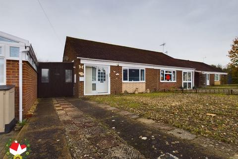 2 bedroom semi-detached bungalow for sale, Courtfield Road, Quedgeley, Gloucester