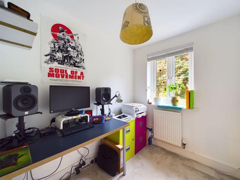 Bedroom 4/study