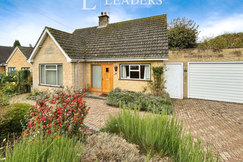 3 bedroom detached house to rent, Central Tetbury