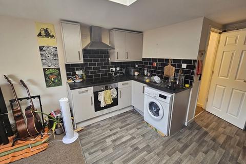 3 bedroom apartment to rent, 12a Clift Road, Bristol