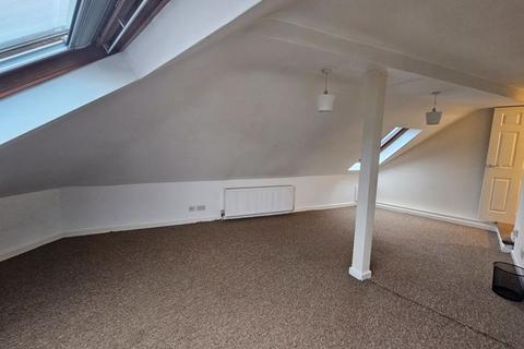 3 bedroom apartment to rent, 12a Clift Road, Bristol