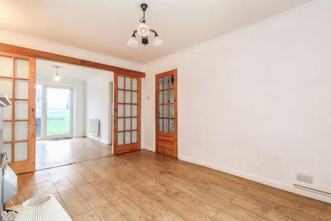 3 bedroom semi-detached house for sale, Cheviot Close, Bedford MK41