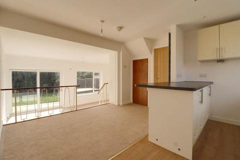 12 Baswich Crest, Stafford, ST17 0HL
