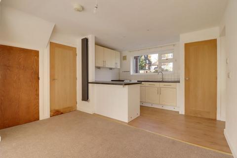 12 Baswich Crest, Stafford, ST17 0HL