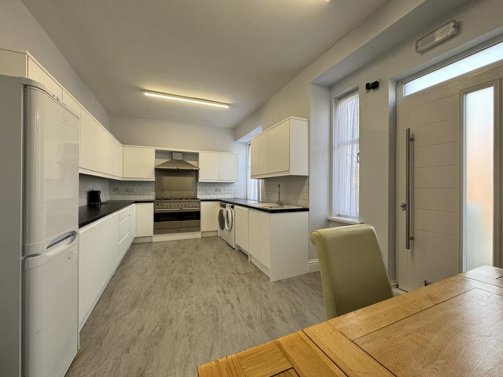 Dining Kitchen