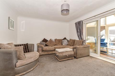 3 bedroom end of terrace house for sale, Aurelius Close, Kingsnorth, Ashford, Kent