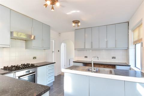 4 bedroom chalet for sale, Falmer Road, Woodingdean, Brighton, East Sussex