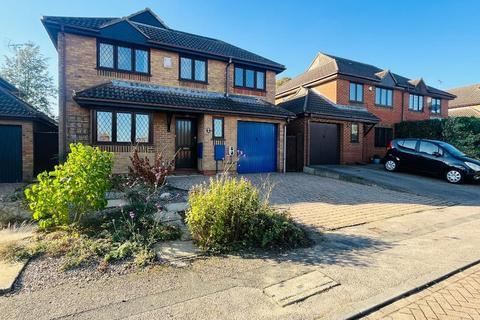 4 bedroom house for sale, Charndon Close, Barton Hills, Luton, Bedfordshire, LU3 4DU