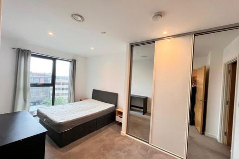 2 bedroom apartment to rent, Birmingham B1