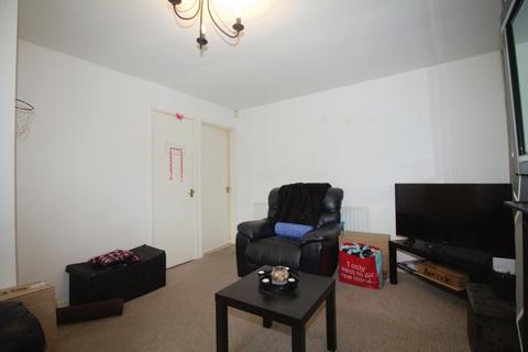 2 bedroom terraced house to rent, Sydney Street, Farsley, Pudsey, West Yorkshire, LS28