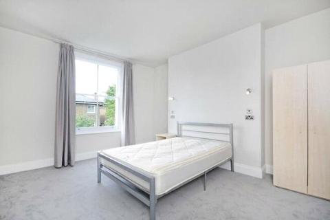 3 bedroom apartment to rent, Ladbroke Grove, London W10