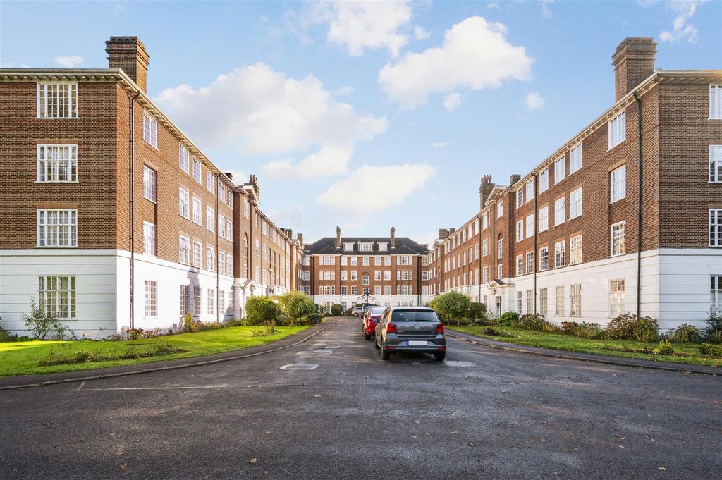 12 Albemarle,1.jpg