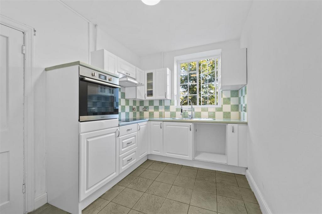 12 Albemarle,7.jpg