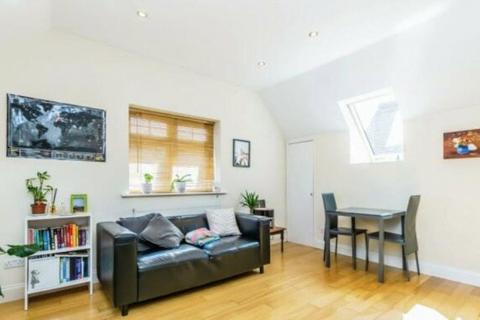 1 bedroom apartment for sale, Barclay Road, East Croydon, CR0