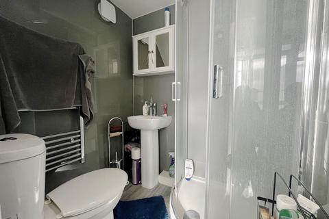 undefined, Spring Grove Road, Hounslow, TW3