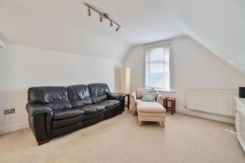 2 bedroom flat for sale, Upper Grove, London