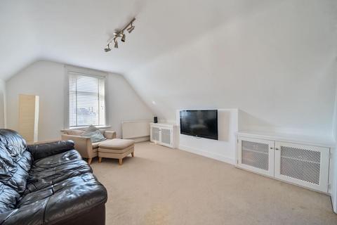 6b Upper Grove, London, SE25 6JU