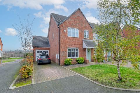 3 bedroom semi-detached house for sale, Mercer Close, Bromsgrove, B61 7LQ