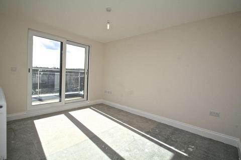 1 bedroom apartment to rent, Mantle Road, London SE4