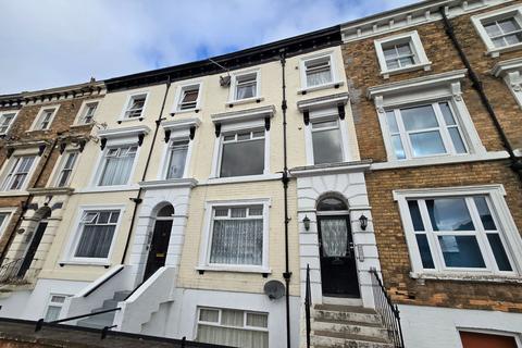 1 bedroom flat to rent, Flat 4, 54 Castle Road, Scarborough