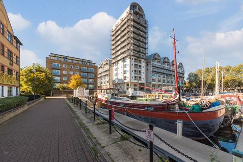 2 bedroom flat for sale, Rushcutters Court, 2 Boat Lifter Way, London, SE16