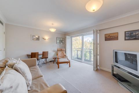 2 bedroom flat for sale, Rushcutters Court, 2 Boat Lifter Way, London, SE16