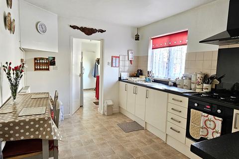 2 bedroom detached bungalow for sale, Northload Bridge, Glastonbury, BA6