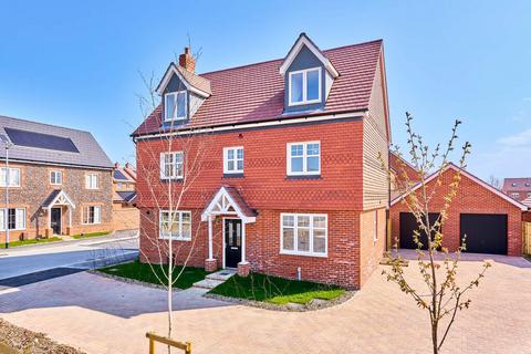 5 bedroom detached house for sale, Plot 349, The Yew at Minerva Heights, Off Old Broyle Road PO19