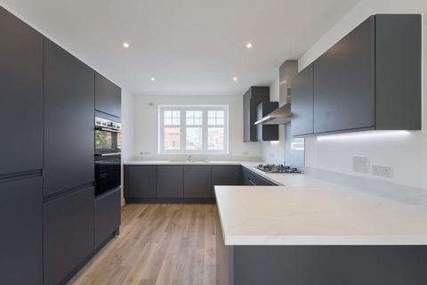 5 bedroom detached house for sale, Plot 349, The Yew at Minerva Heights, Off Old Broyle Road PO19