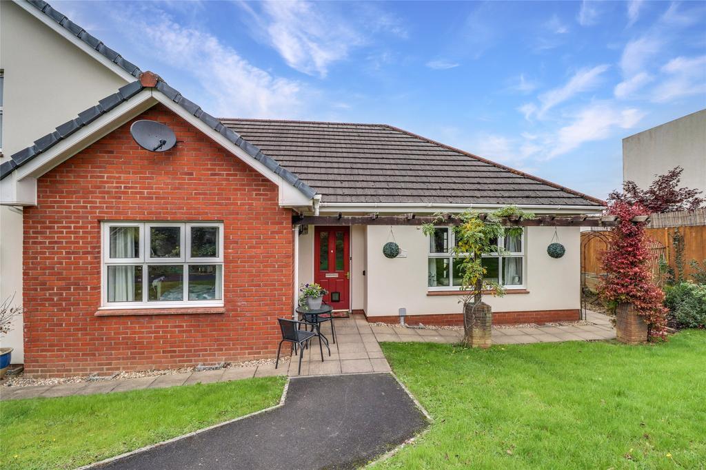 Oakland Gardens, Sticklepath... 2 bed bungalow for sale £230,000