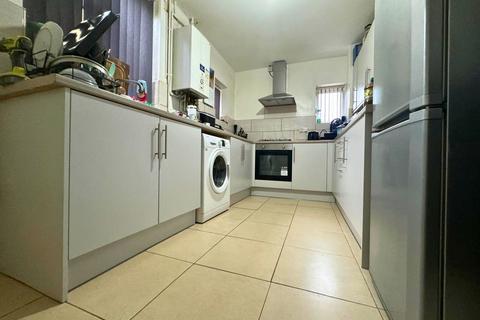 5 bedroom semi-detached house for sale, All Saints Way, West Bromwich, B71 1PY