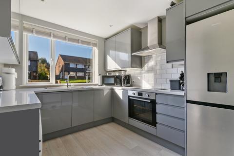 Flat 7, Castle Court Pollard Road, Morden, SM4 6EJ