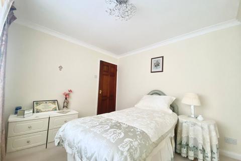 3 bedroom bungalow for sale, Midhill Close, Durham DH7